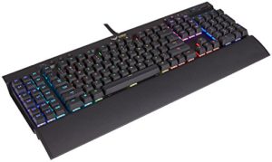 Corsair mechanisches Gaming Keyboard-01