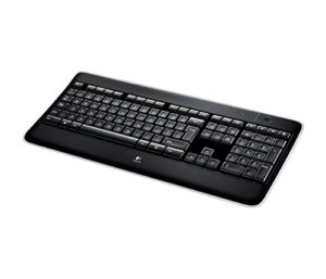 Logitech K800 Wireless Illuminated Keyboard-03