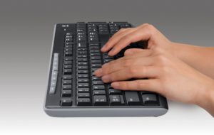 Logitech MK260 Tastatur und Maus schnurlos schwarz-05